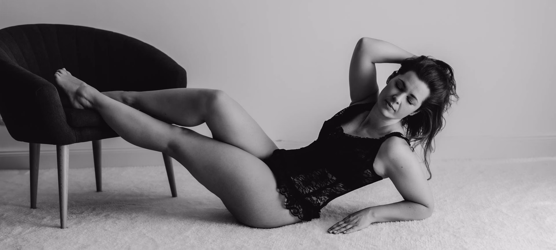 Lebensfreude & Stärke – Boudoir Fotografie München für echte Momente